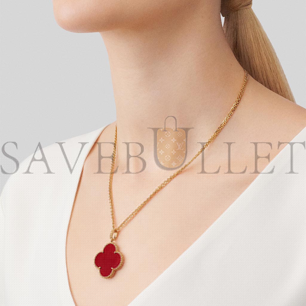 V*n Cl**f & Ar**ls magic alhambra long necklace, 1 motif - yellow gold, carnelian vcaro49n00